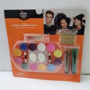 Family Deluxe Makeup Kit Halloween Costume Face Paint Hyde and Eek 23 Piece